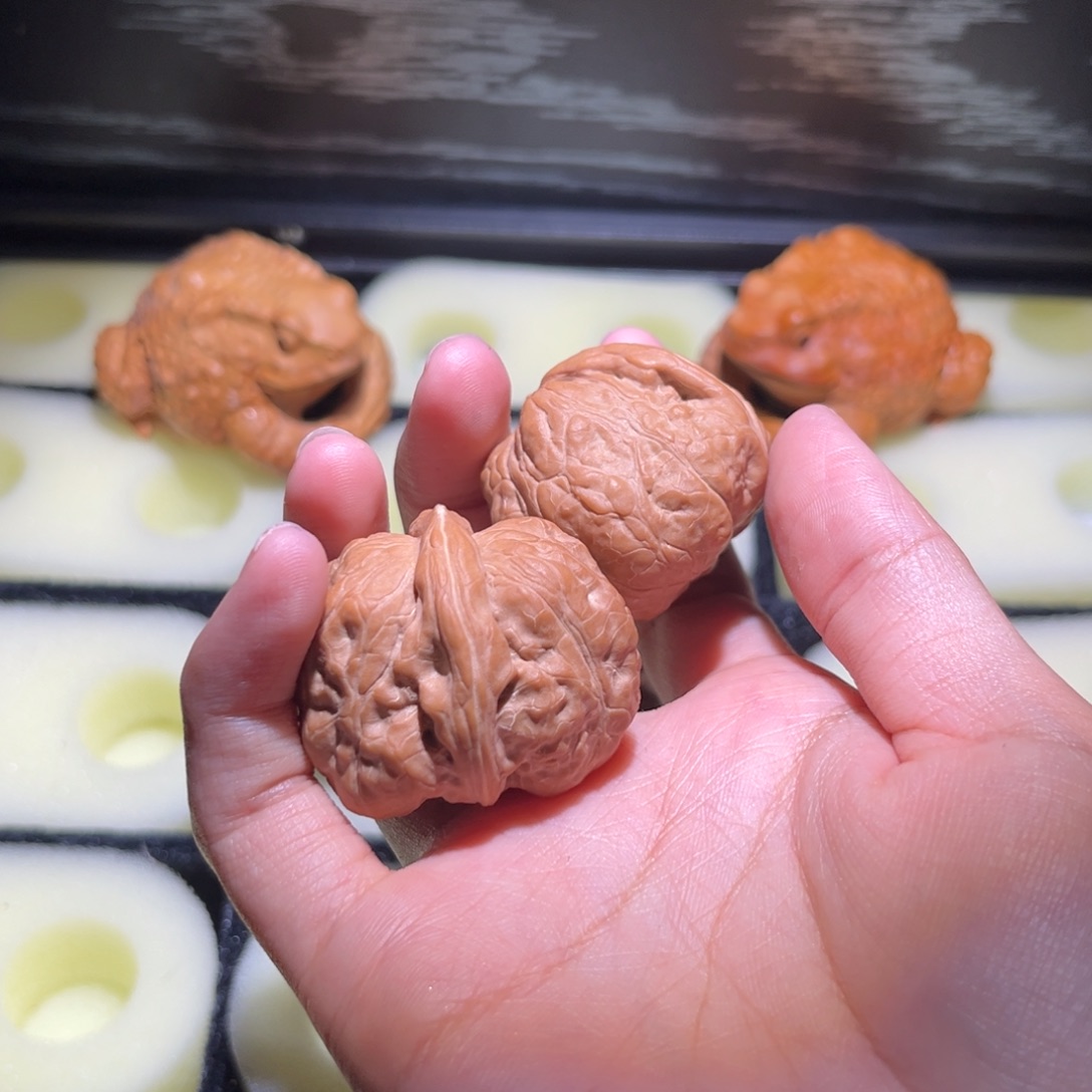 锦***乐吊坠文玩核桃蛤蟆