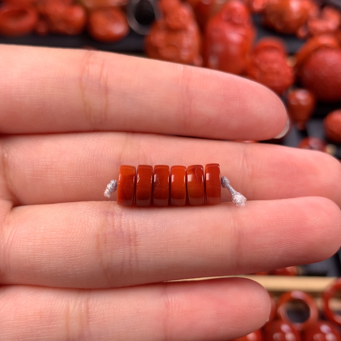 未镶嵌隔片8.1mm南红玛瑙