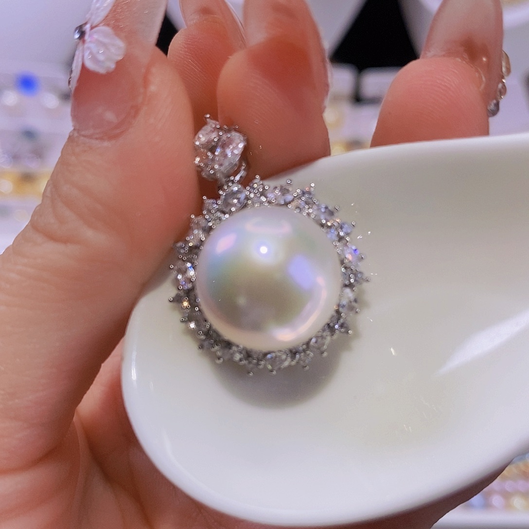 淡水珍珠合金颈饰