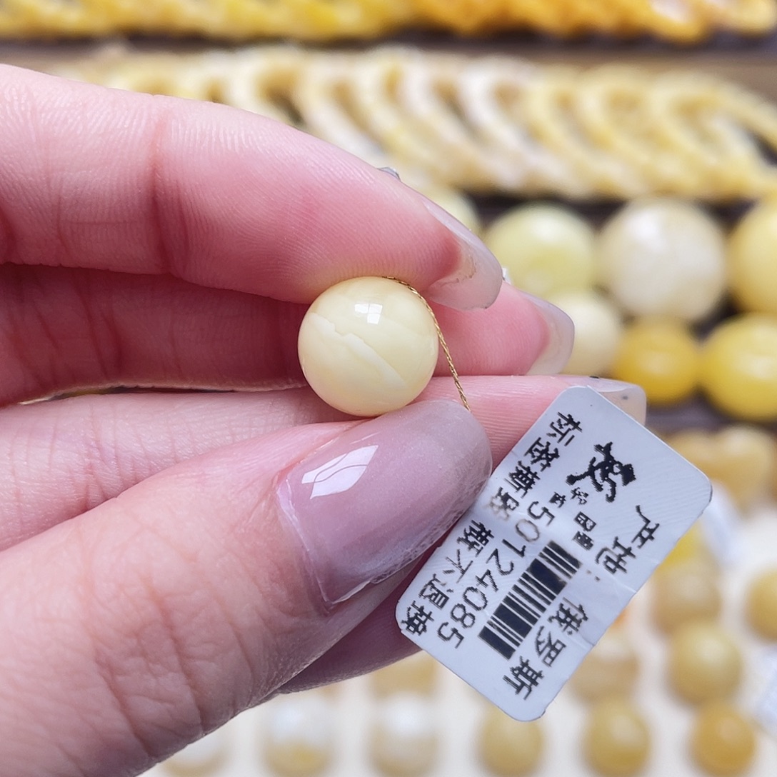 琥珀未镶嵌裸石11.2mm圆珠平头