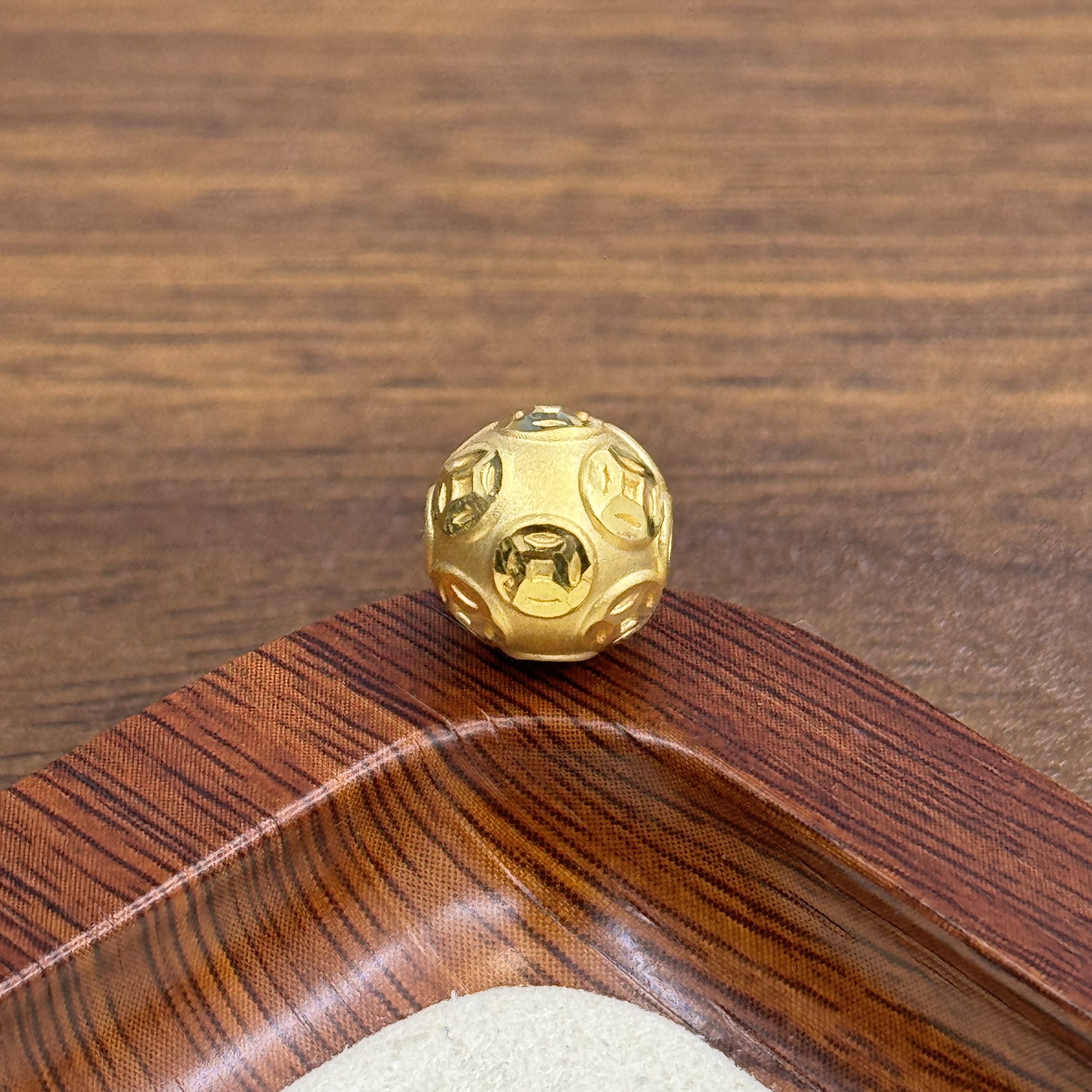 顺鑫黄金999足金10mm光面钱币珠DP2240-0950