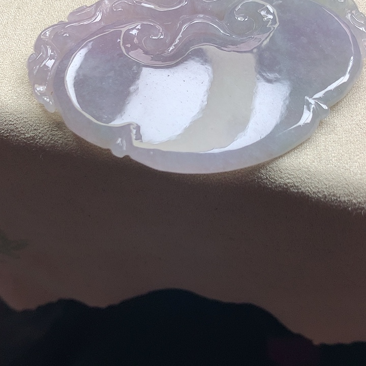 翡翠颈饰未镶嵌吊坠