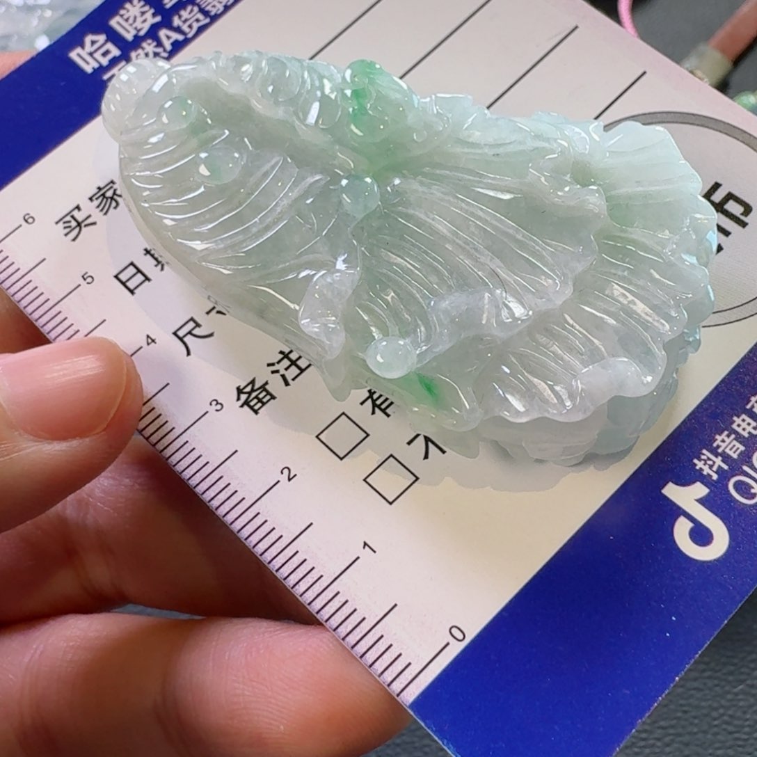 翡翠颈饰未镶嵌口****、颈饰