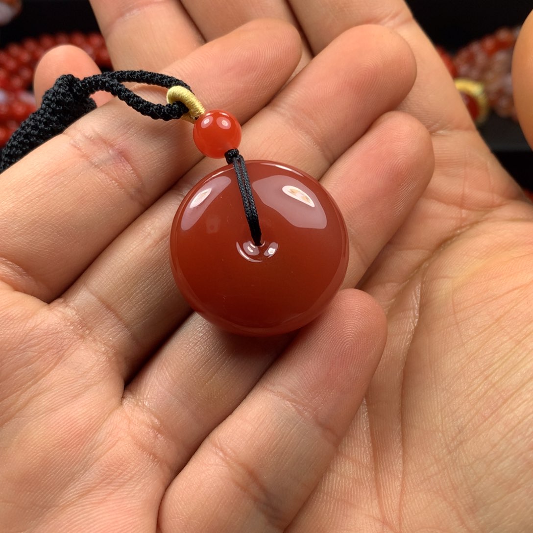 南红玛瑙挂件未镶嵌s**哥