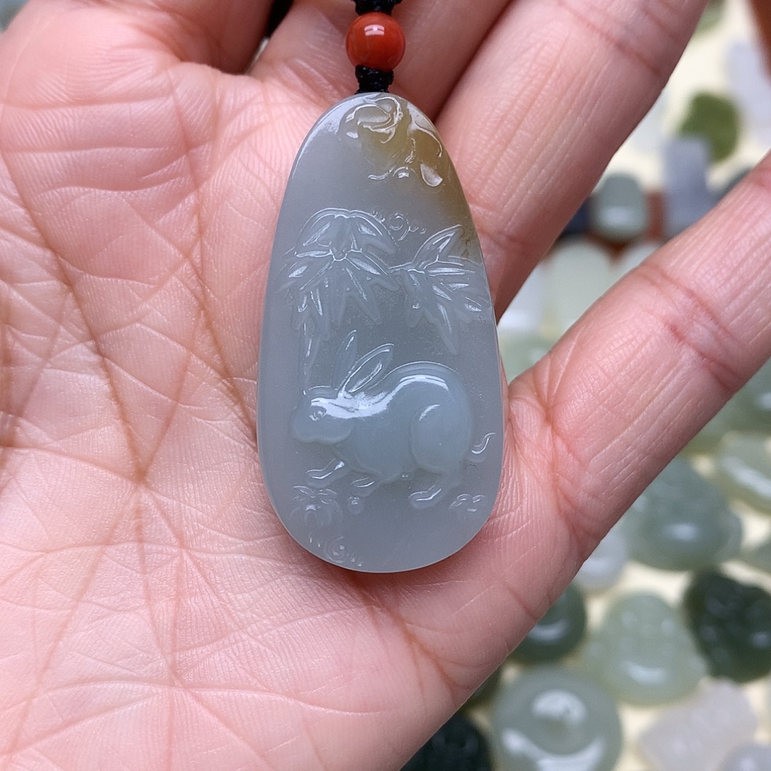 蘇***皖和田玉未镶嵌颈饰