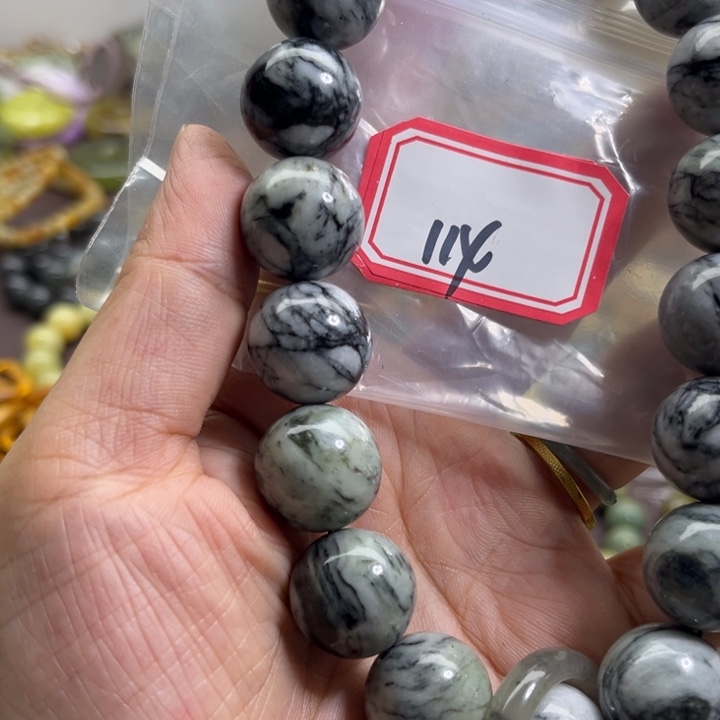 蛇纹石玉未镶嵌手链