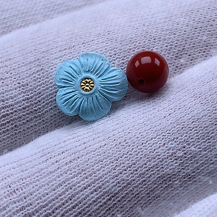 南红玛瑙未镶嵌珠宝奇石