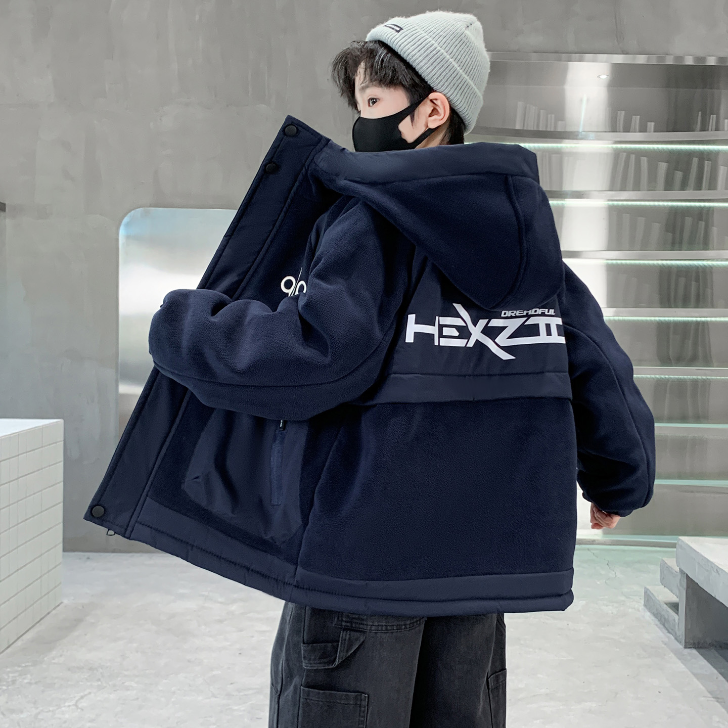 男童加绒加厚外套秋冬装2025新款儿童装冬季中大童保暖连帽上衣潮