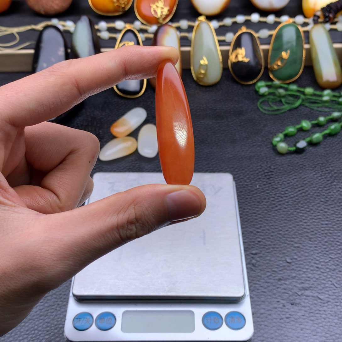 和田玉挂件未镶嵌