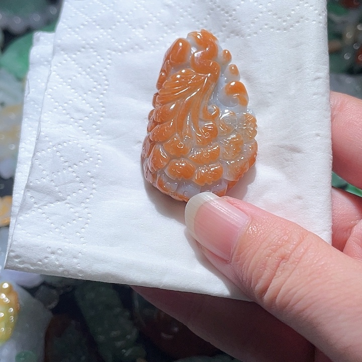 颈饰未镶嵌翡翠天