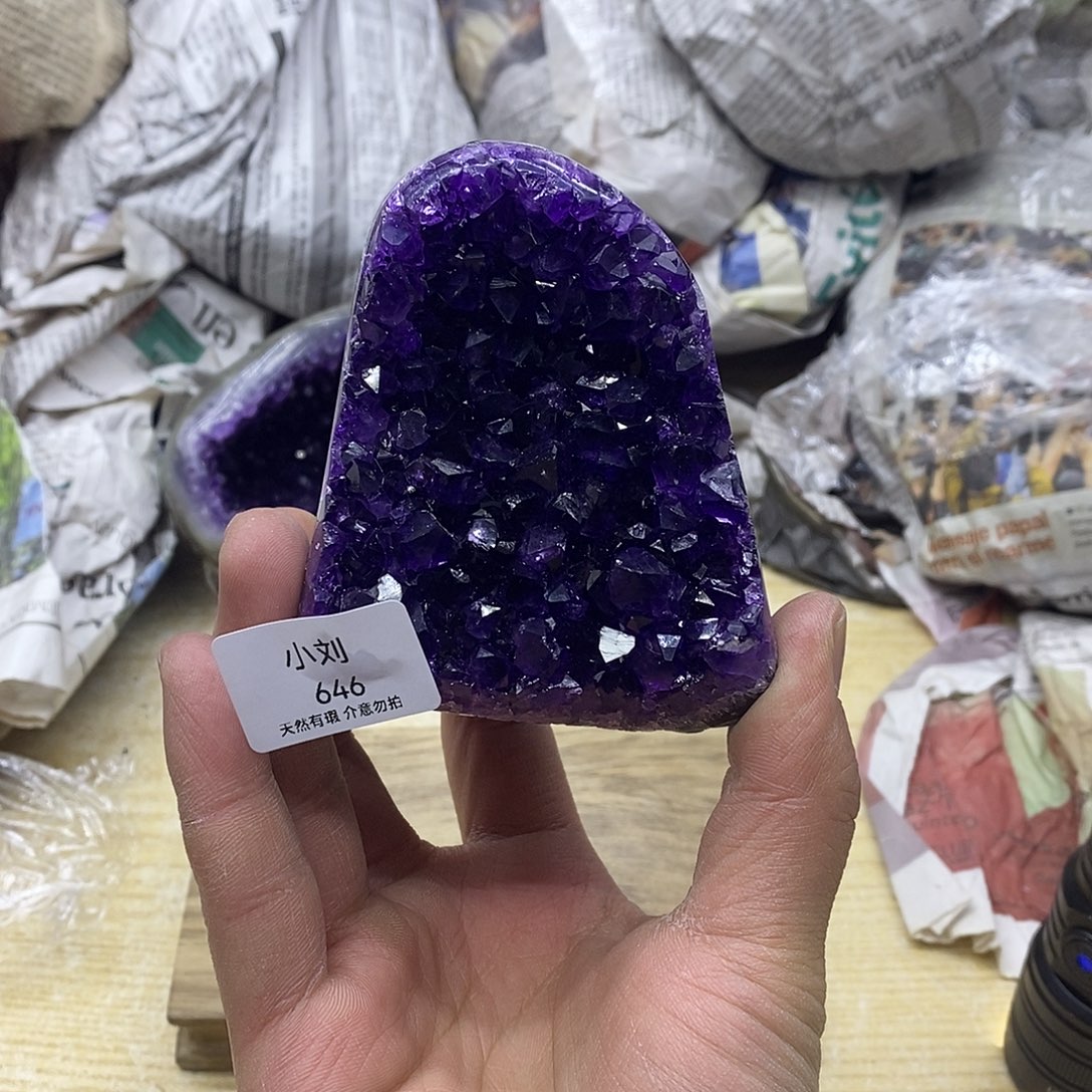 水晶未镶嵌大型摆件（非配饰）