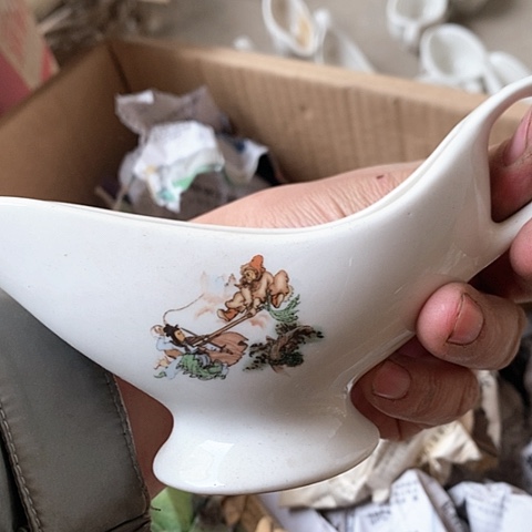 。。。摆件，烧制问题都是正常的哦