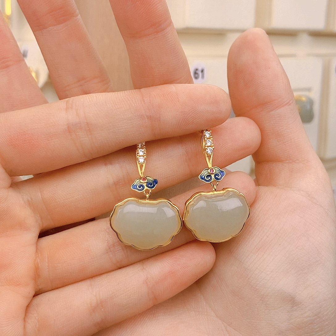 和田玉耳饰银S925镀金镶嵌