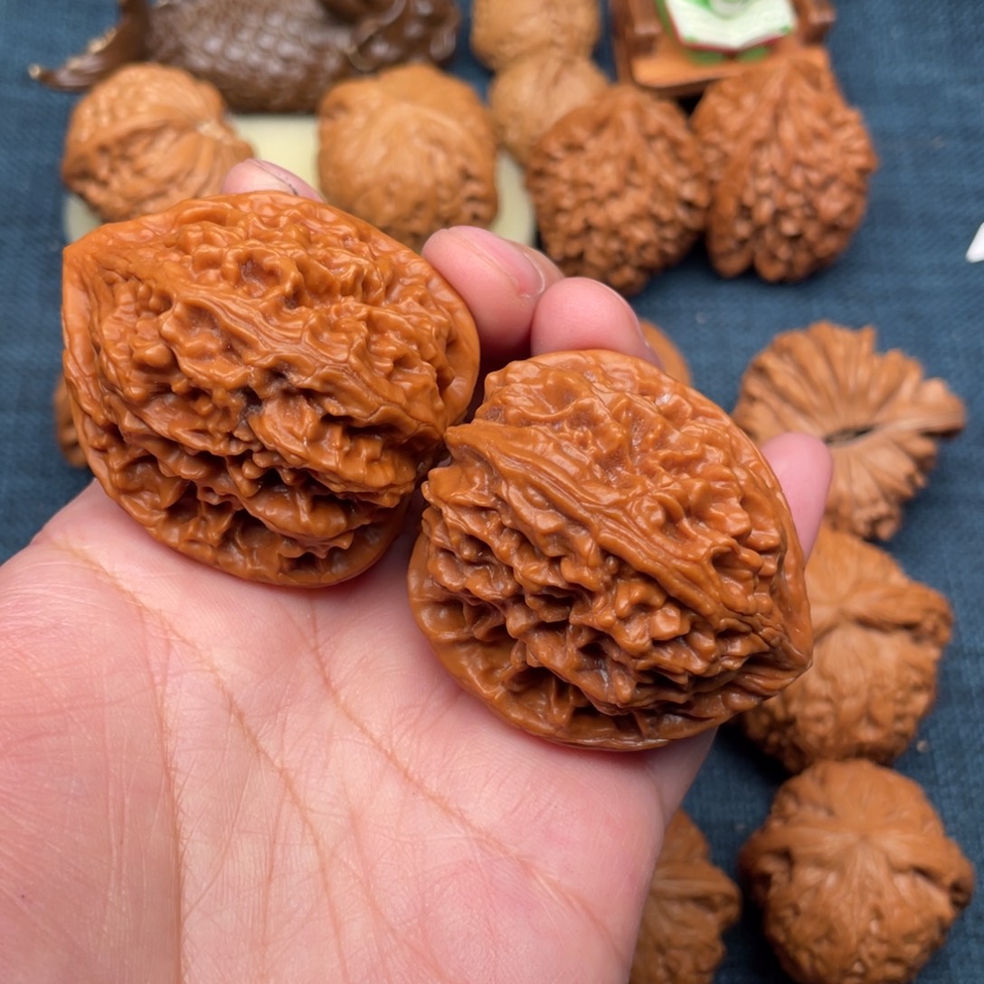 格***哈把件文玩核桃42全品鸡心