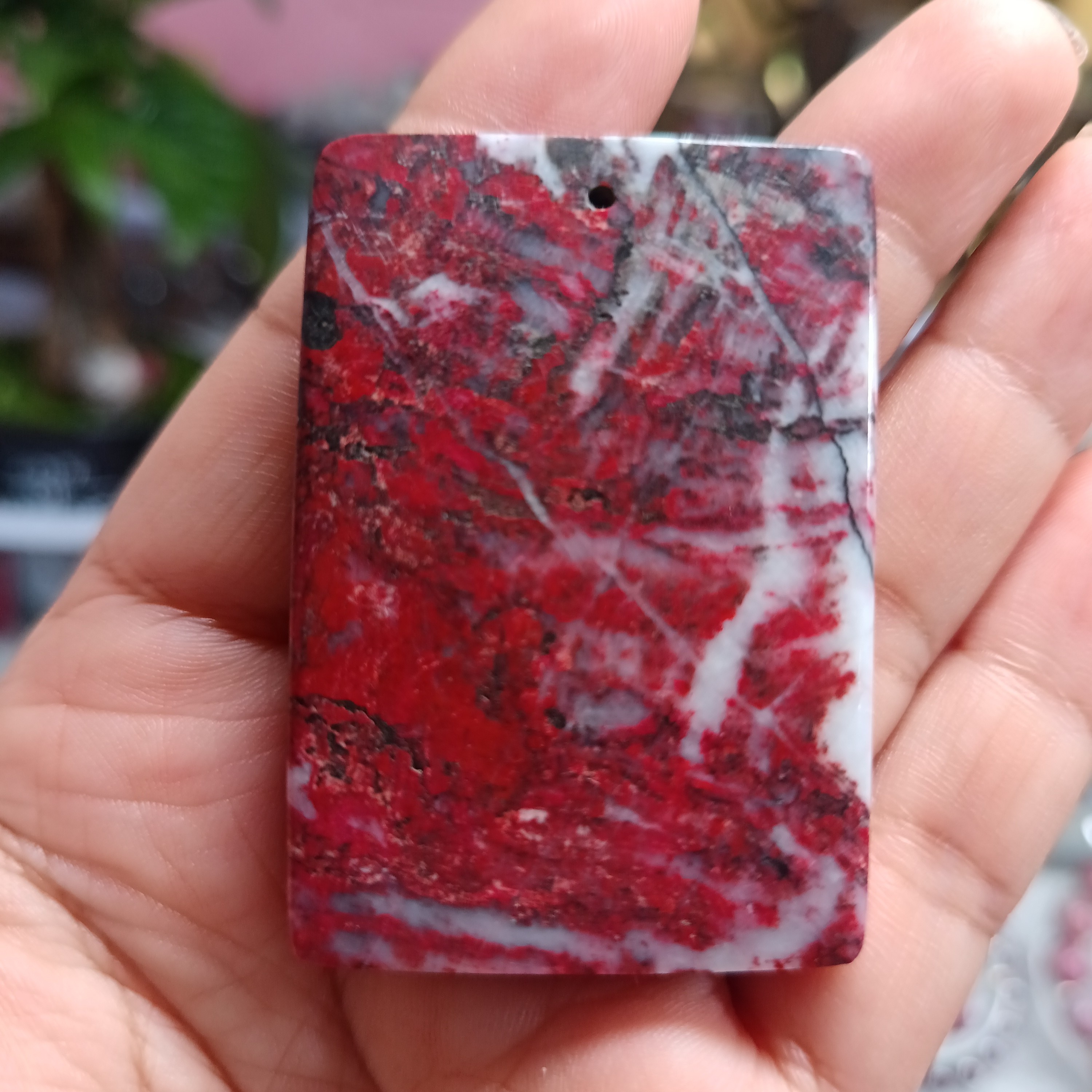 天然辰砂天然原石无事牌子