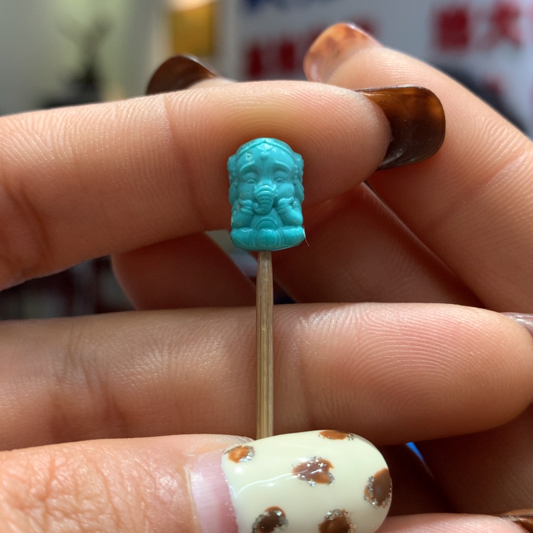 绿松石配饰未镶嵌