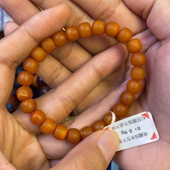 未镶嵌琥珀珠宝奇石