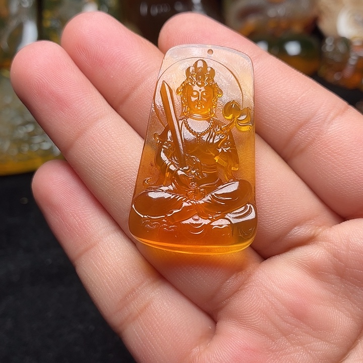琥珀未镶嵌颈饰160