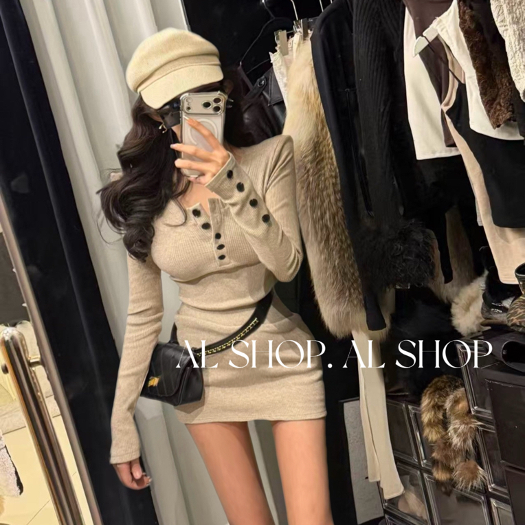 AL SHOP【桃桃香氛】韩系时尚秋冬新款性感显瘦修身纽扣包臀连衣裙