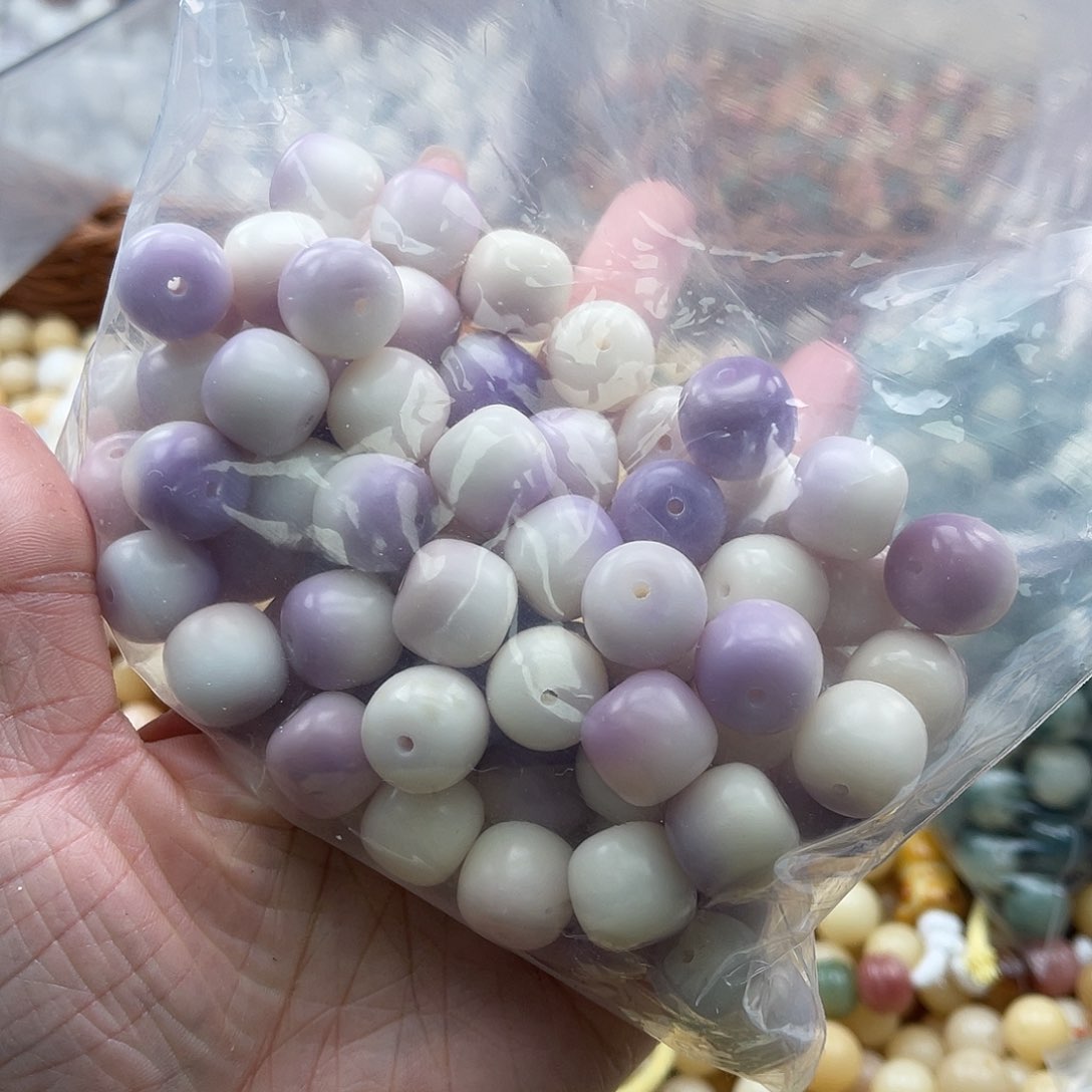 白玉菩提吊坠Q/14mm/60颗锅底