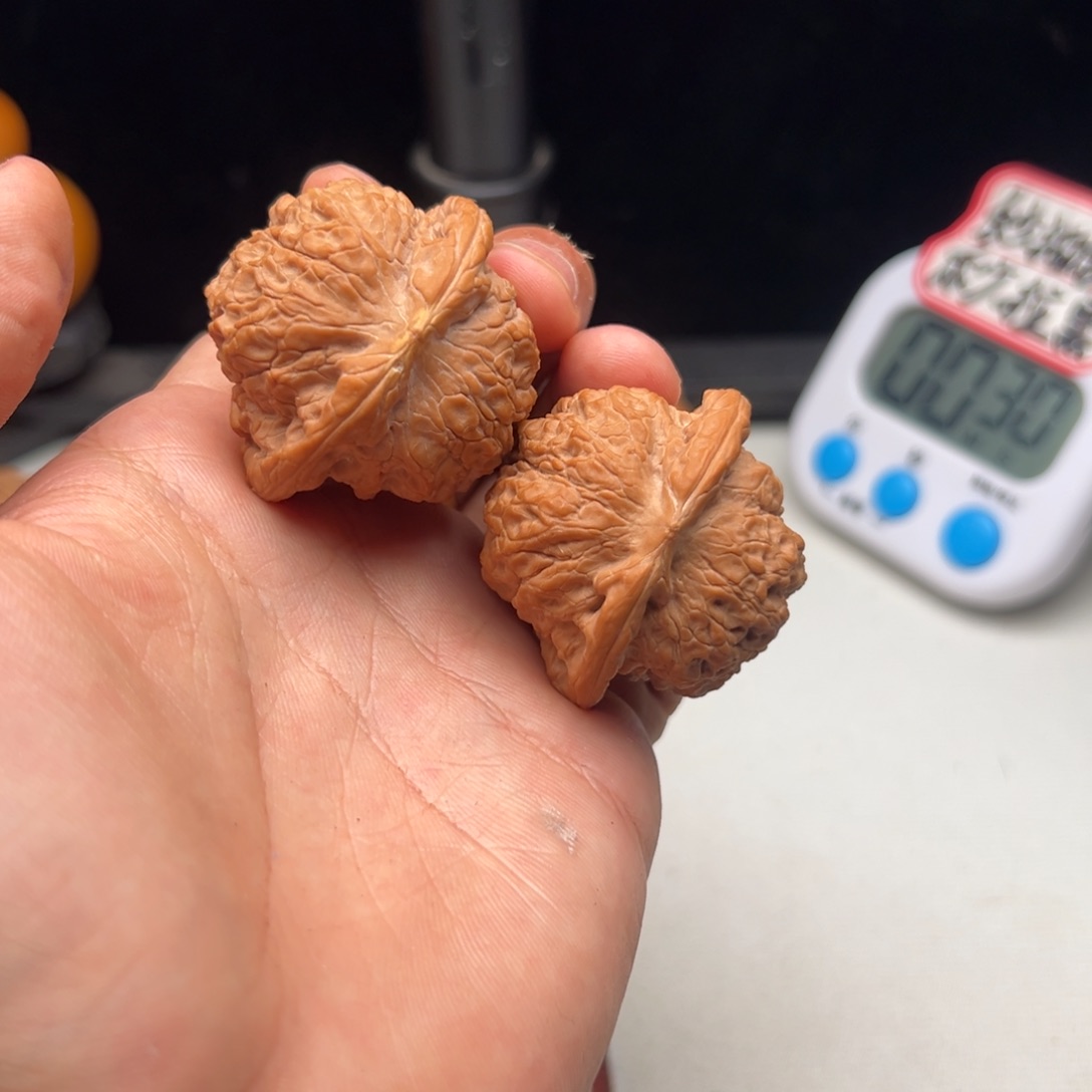 天***人文玩核桃吊坠哈哈哈哈哈哈哈哈哈哈