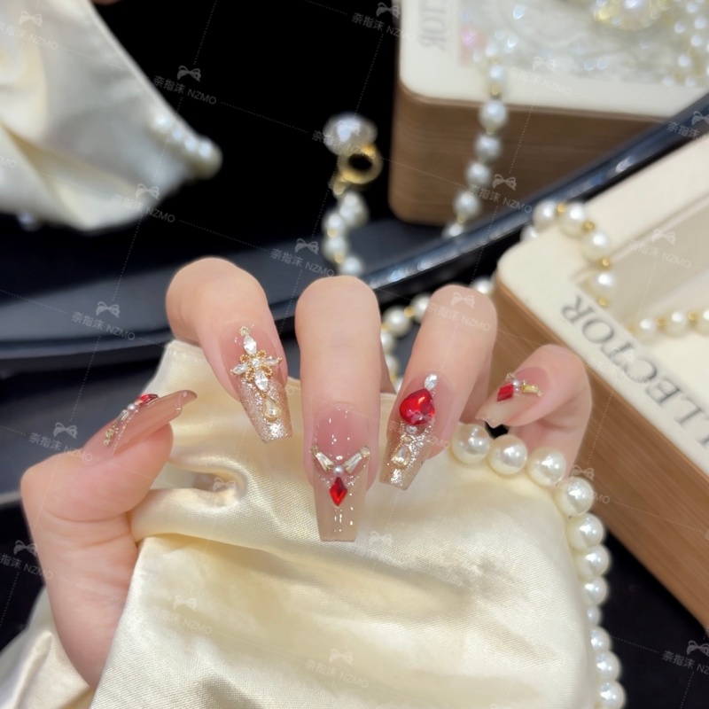 【指定暴富】中长款红宝石带钻精美穿戴甲显白