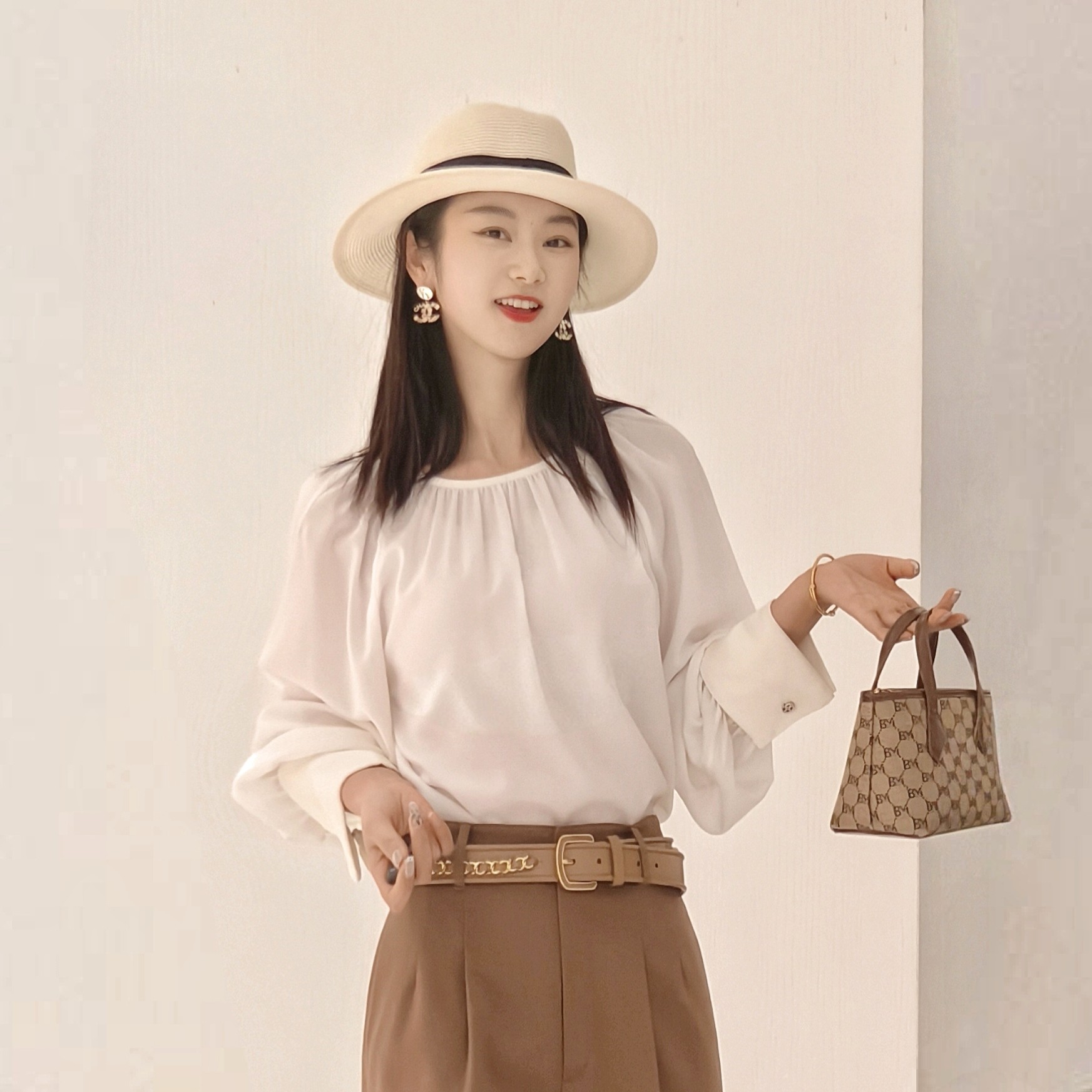 GIRDEAR/哥弟新款「月光独白」法式温柔套头压褶长袖衬衫1301028