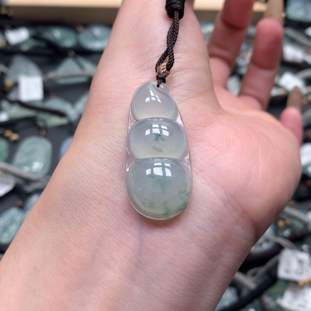 翡翠颈饰未镶嵌00000000000000