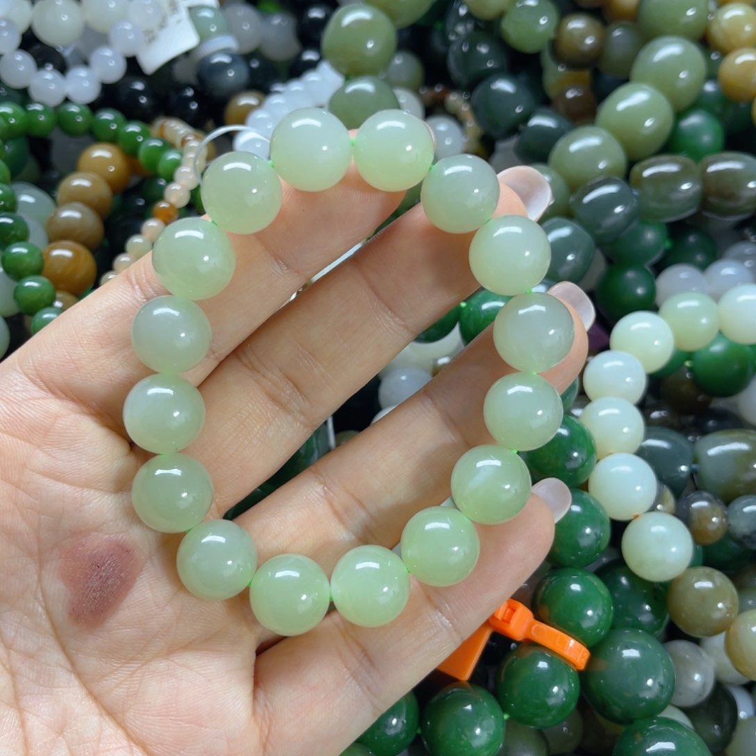 和田玉未镶嵌手链