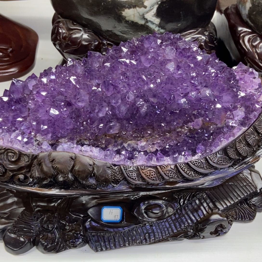 紫晶大型摆件（非配饰）未镶嵌