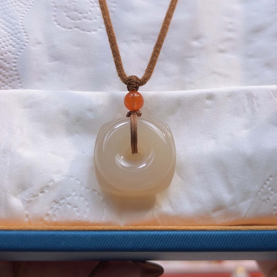 和田玉未镶嵌吊坠(不含链)