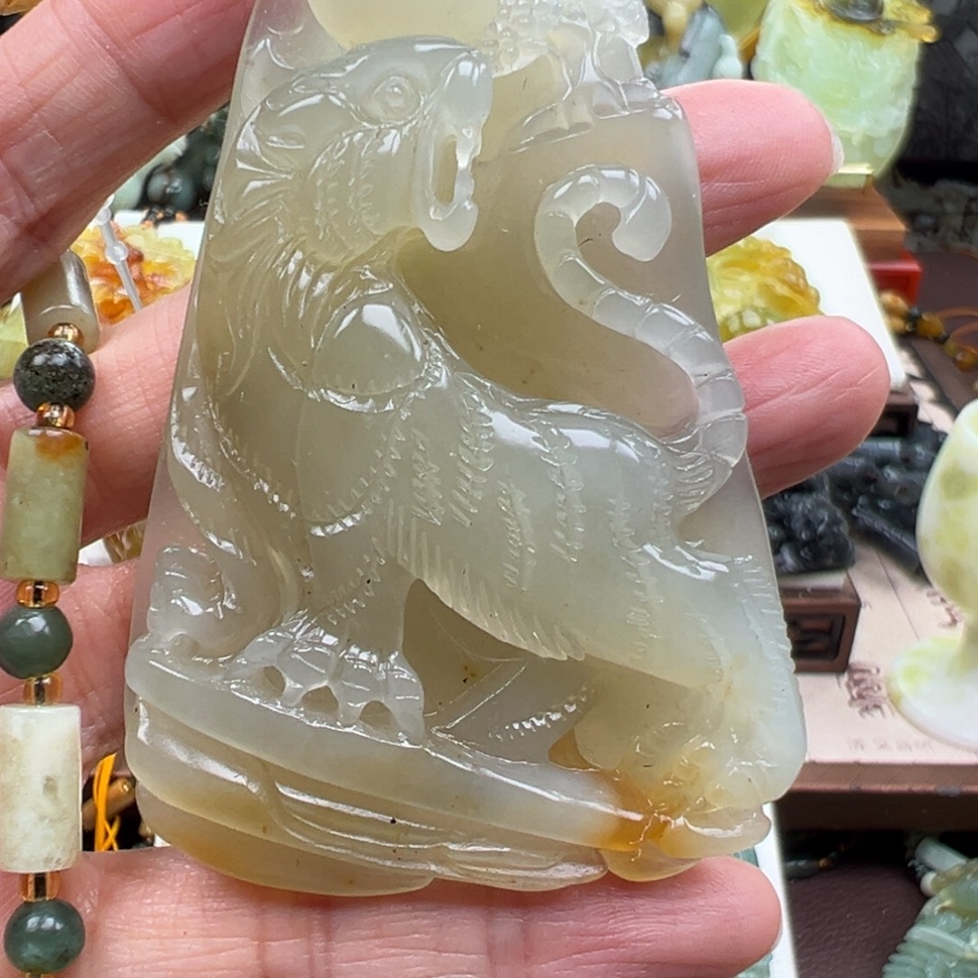 岫玉未镶嵌挂件挂件