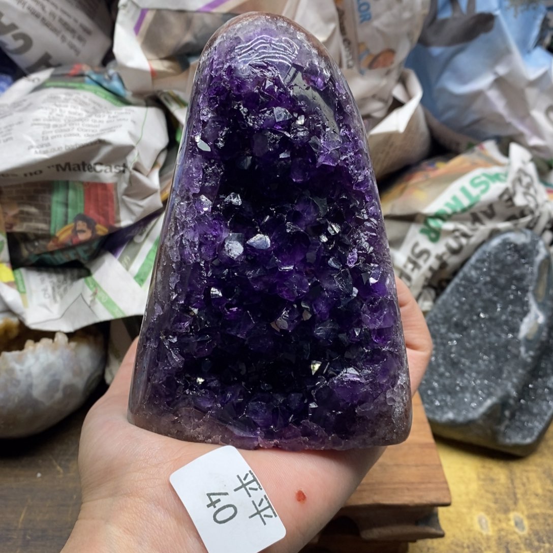 紫晶乌拉圭未镶嵌