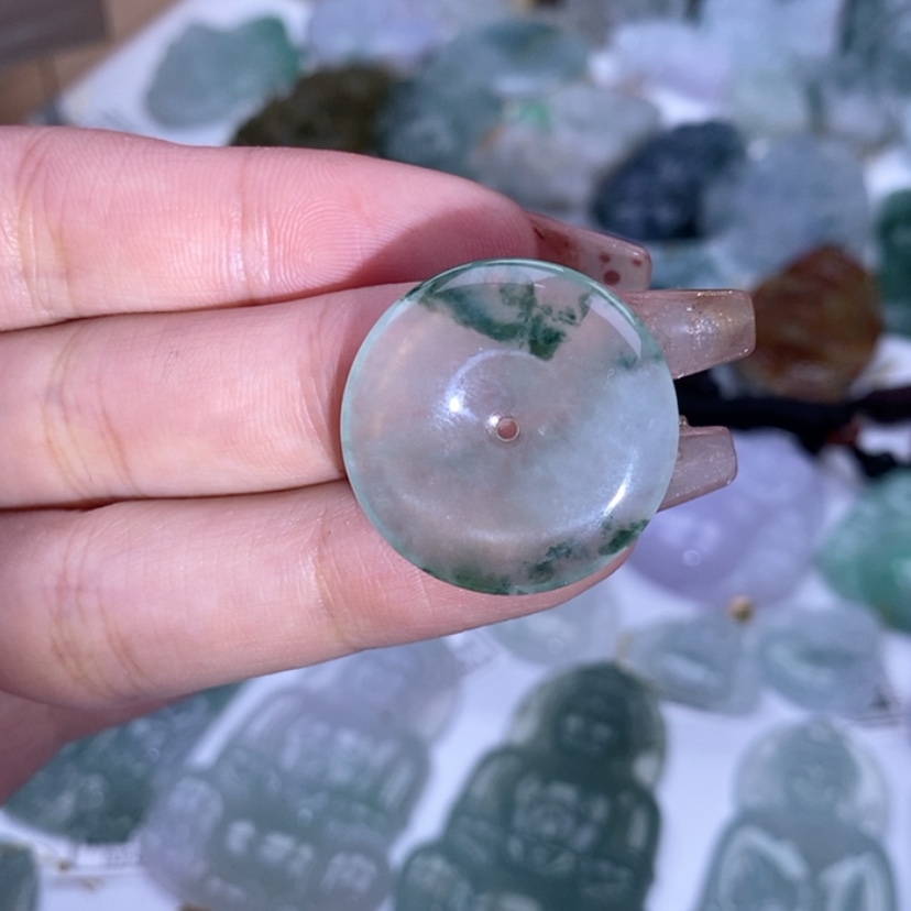 【闪购商品】颈饰未镶嵌翡翠