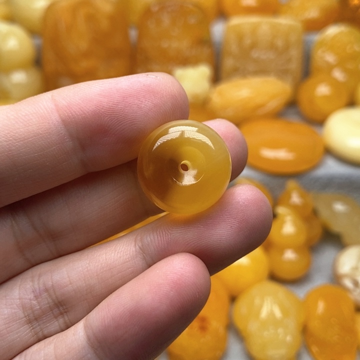 未镶嵌颈饰琥珀琥珀蜜蜡
