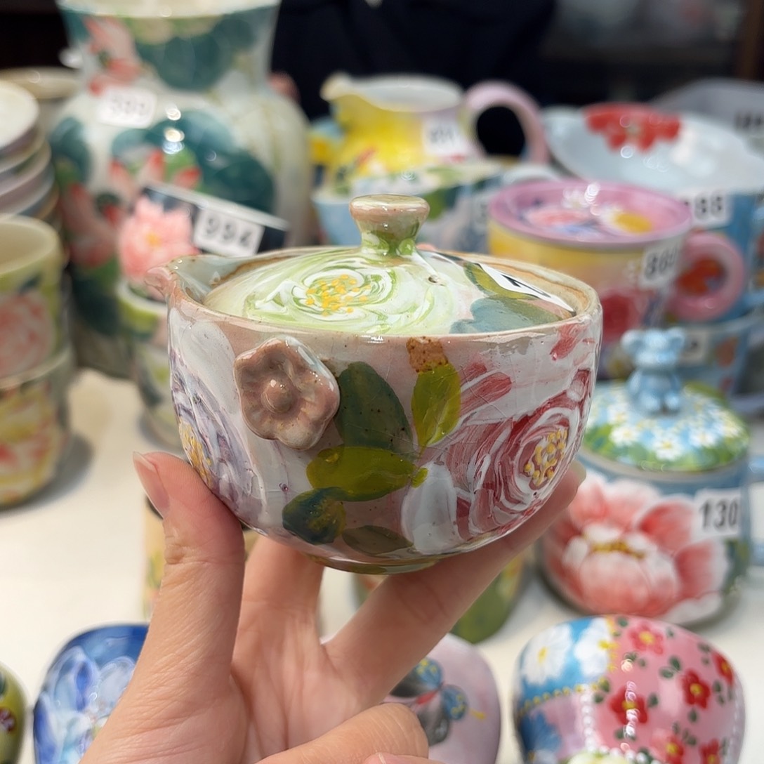 瓷片兔兔好可爱呀打