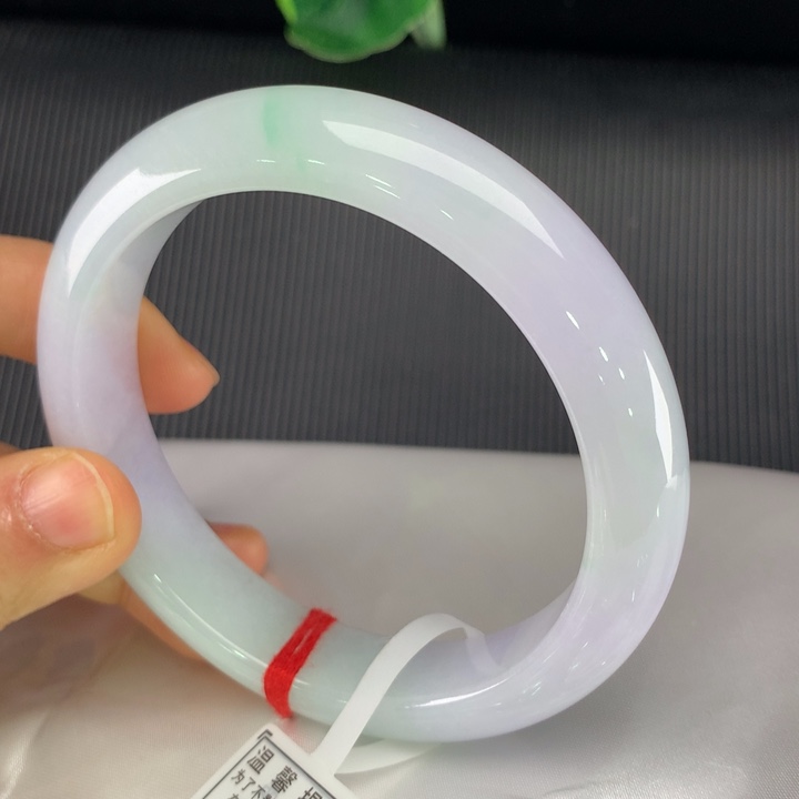 翡翠手镯未镶嵌正圈62