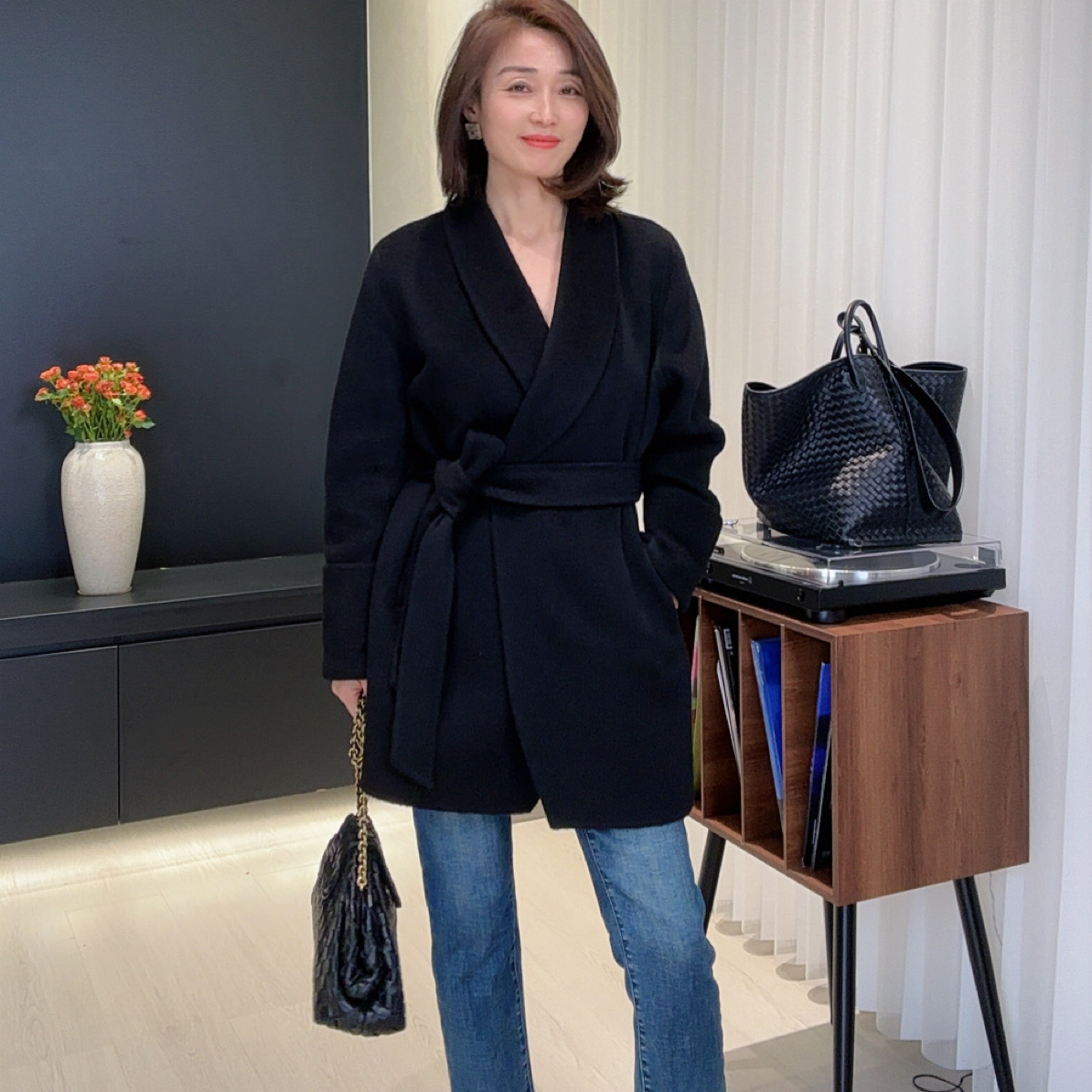 余姐时尚气质显瘦翻领短款羊毛羊绒大衣