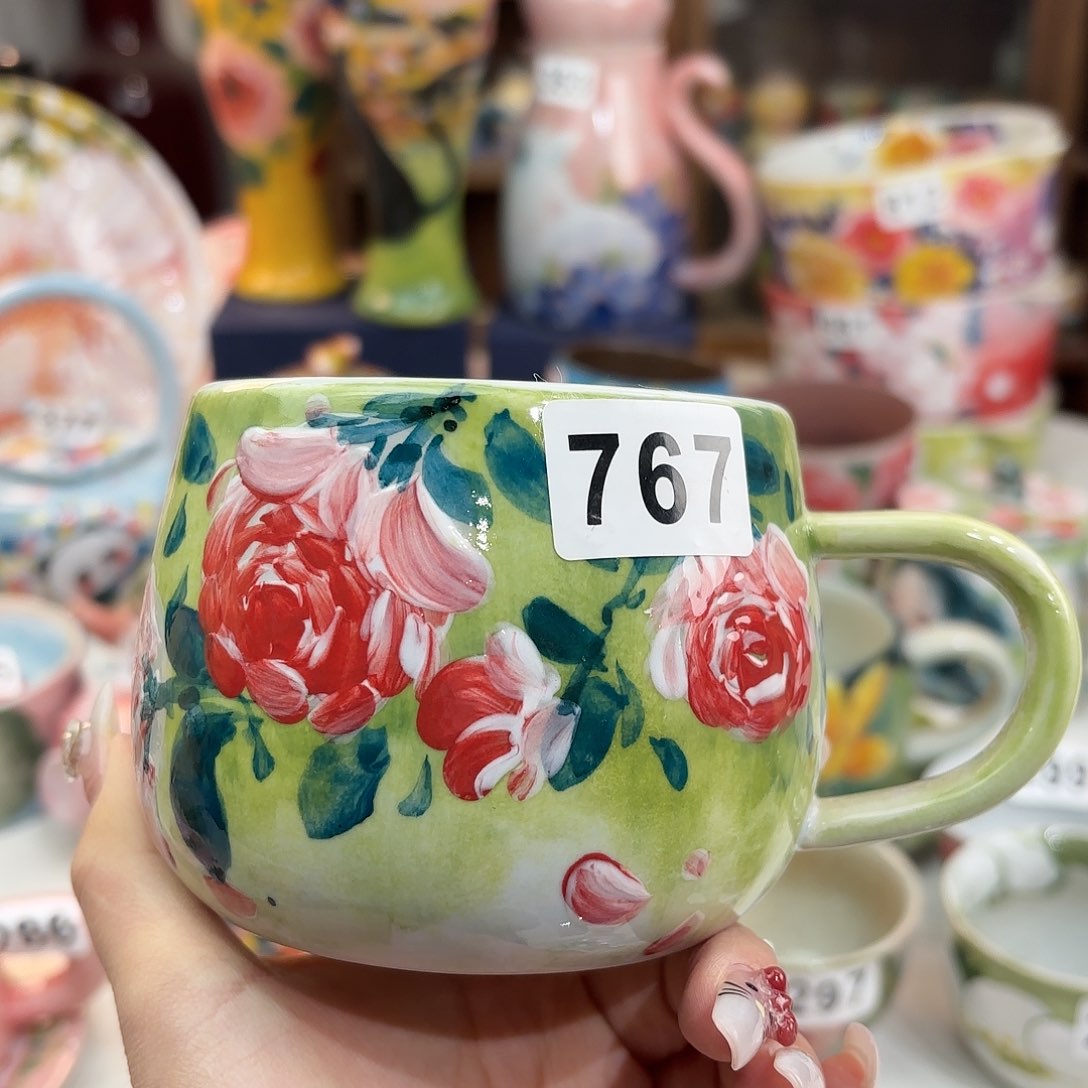 瓷片bhhhhhhhggggghnm