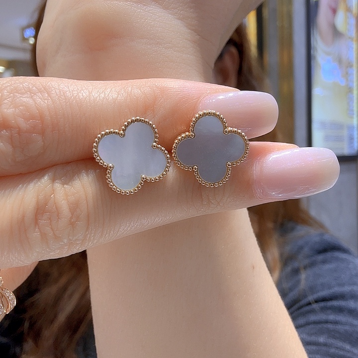 贝壳（贝母）耳钉18K金镶嵌15mm草