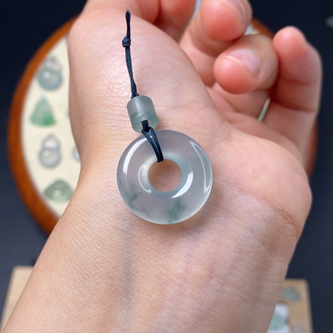 定制翡翠未镶嵌甜甜圈