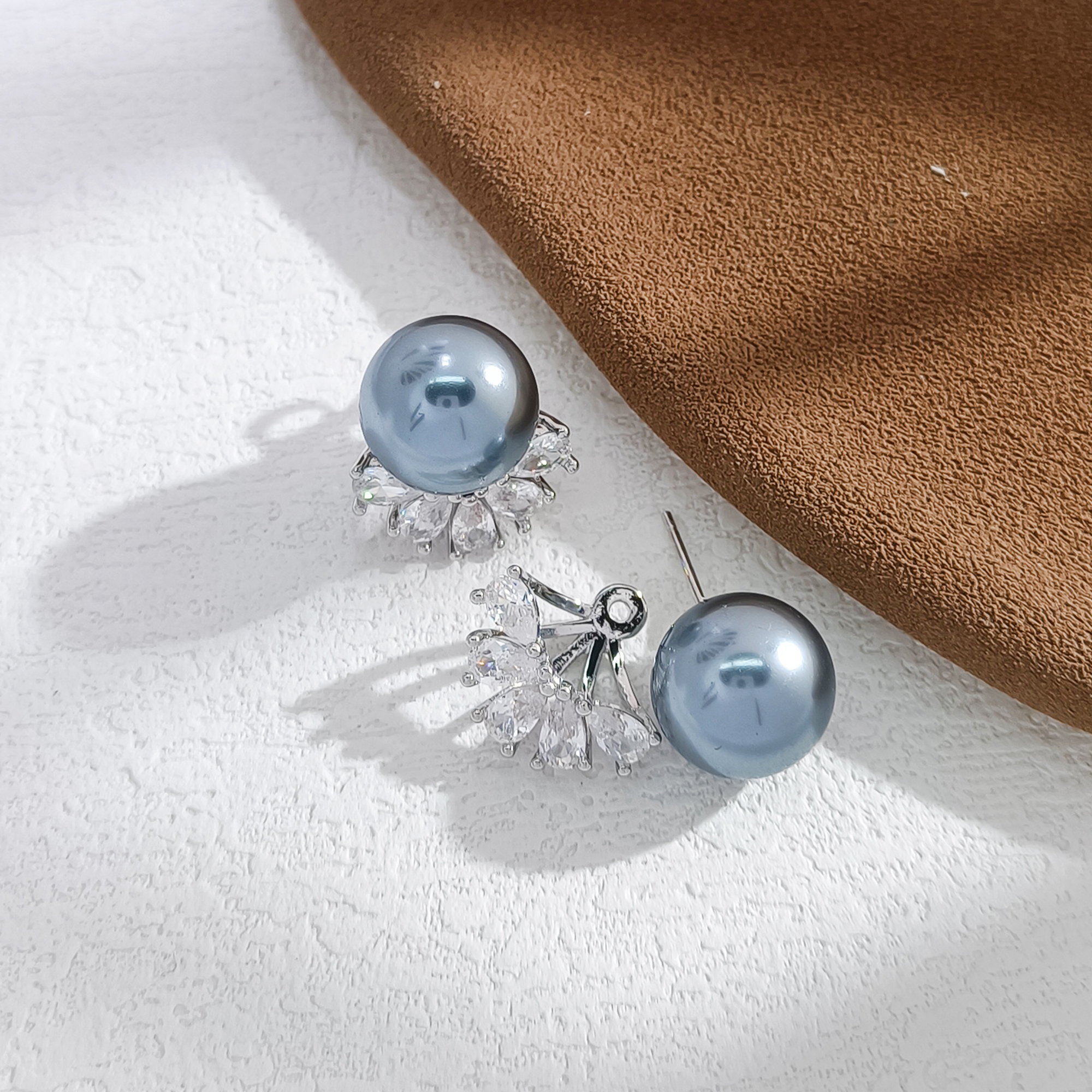 铜合金合成锆石耳饰 WHLM-002726【珠玑逸影】耳饰时尚气质百搭精致