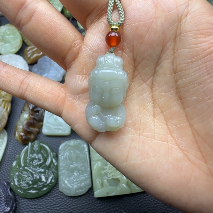 和田玉未镶嵌珠宝奇石