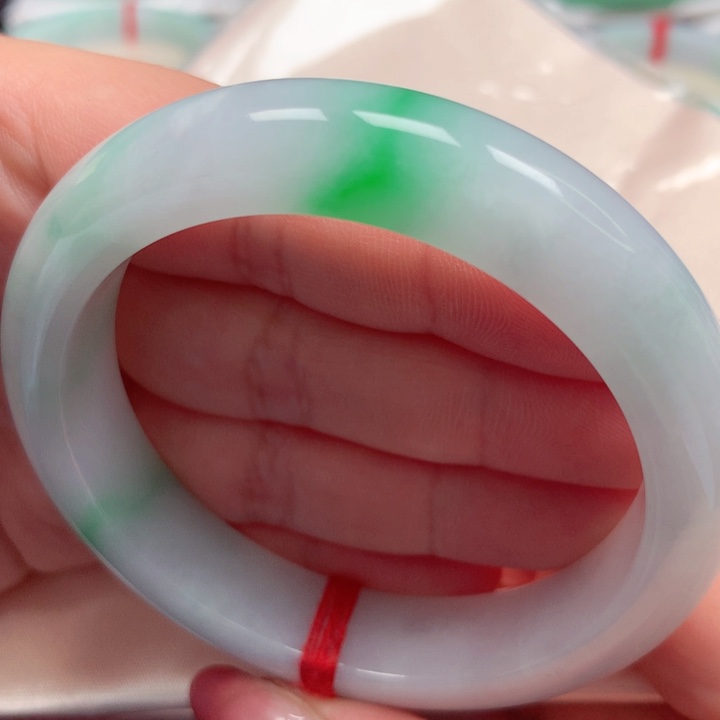 翡翠手镯未镶嵌白底青47