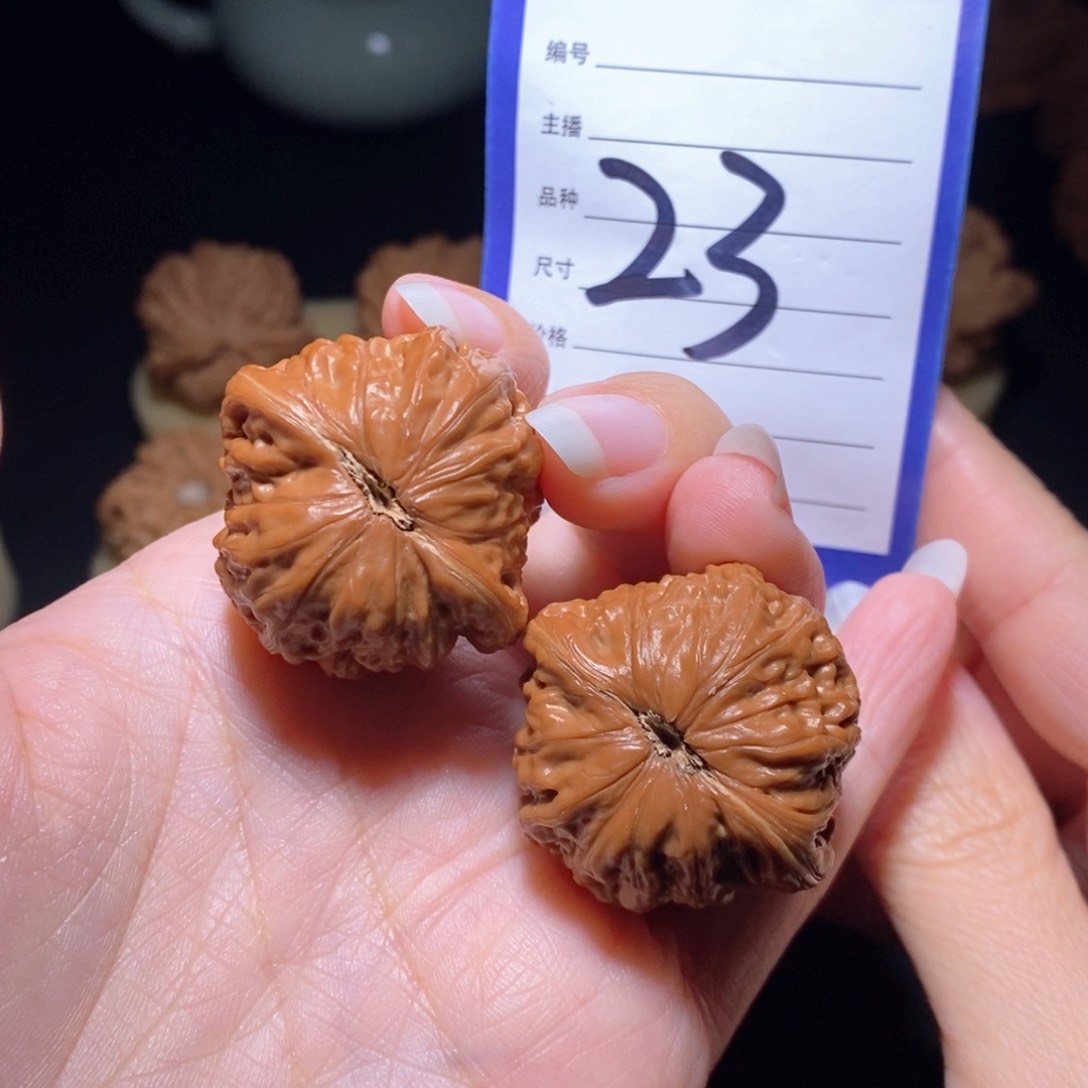 文玩核桃把件铁锤妹妹34左右偏远不包邮无运费险