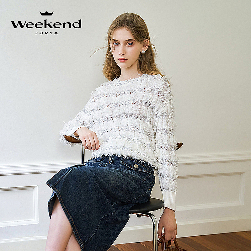 卓雅周末2024秋季新款镂空提花流苏条纹圆领针织衫毛衣Q240958A