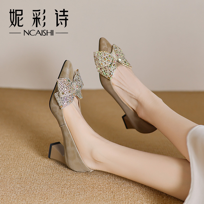 2025年新款法式蝴蝶结气质粗跟鞋时尚淑女仙女风尖头单鞋1283X