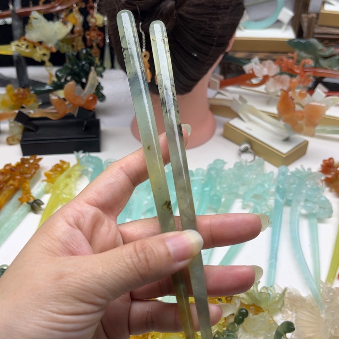 蛇纹石玉发饰合金