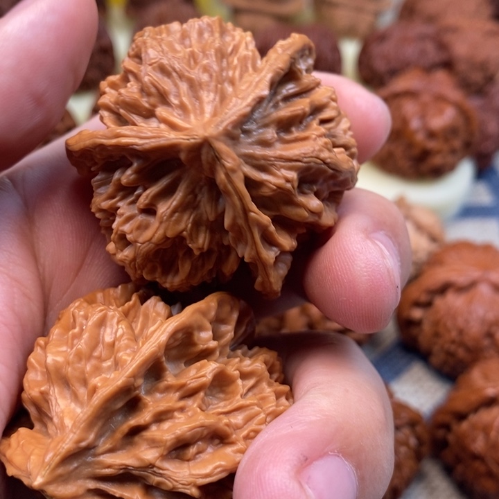 文玩核桃把件R****E核桃