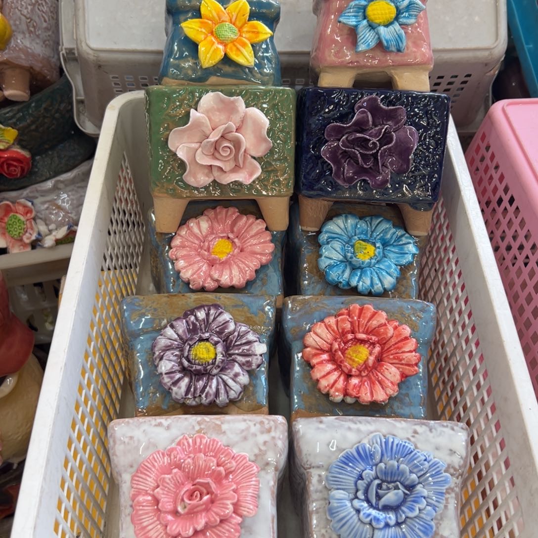 325 花盆拍满20发货，退款拉黑